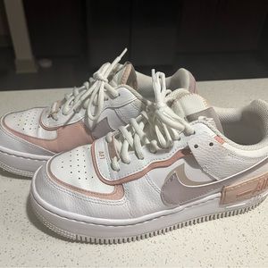 2022 Wmns Air Force 1 Shadow 'White Pink Oxford'